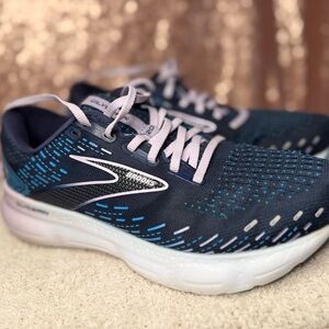 Brooks Navy and White Athletic Sneakers